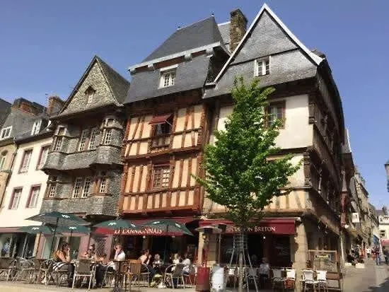 Maison 8 Pers Jardin Centre Ville 15 Min De Plages Lannion 0*,
